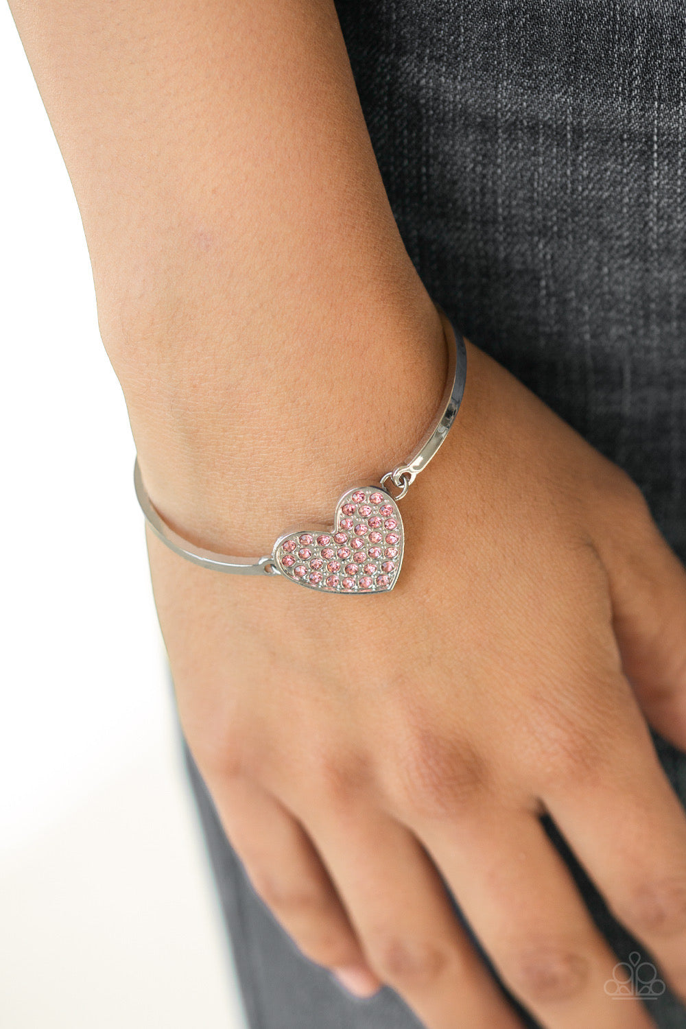 Paparazzi - Heart-Stopping Shimmer - Pink Bracelet