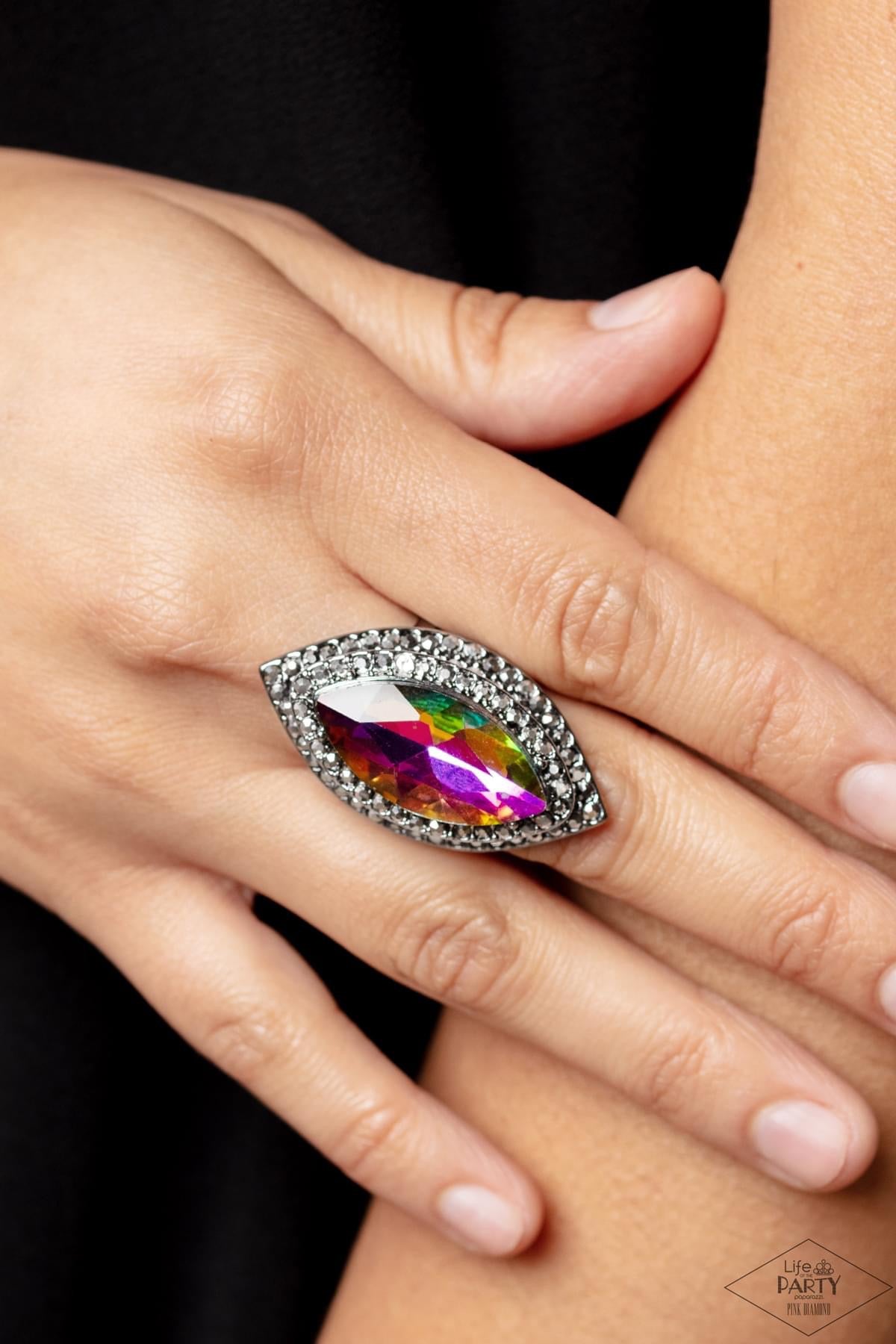 Paparazzi - Jaw-Dropping Dazzle - Multi Ring