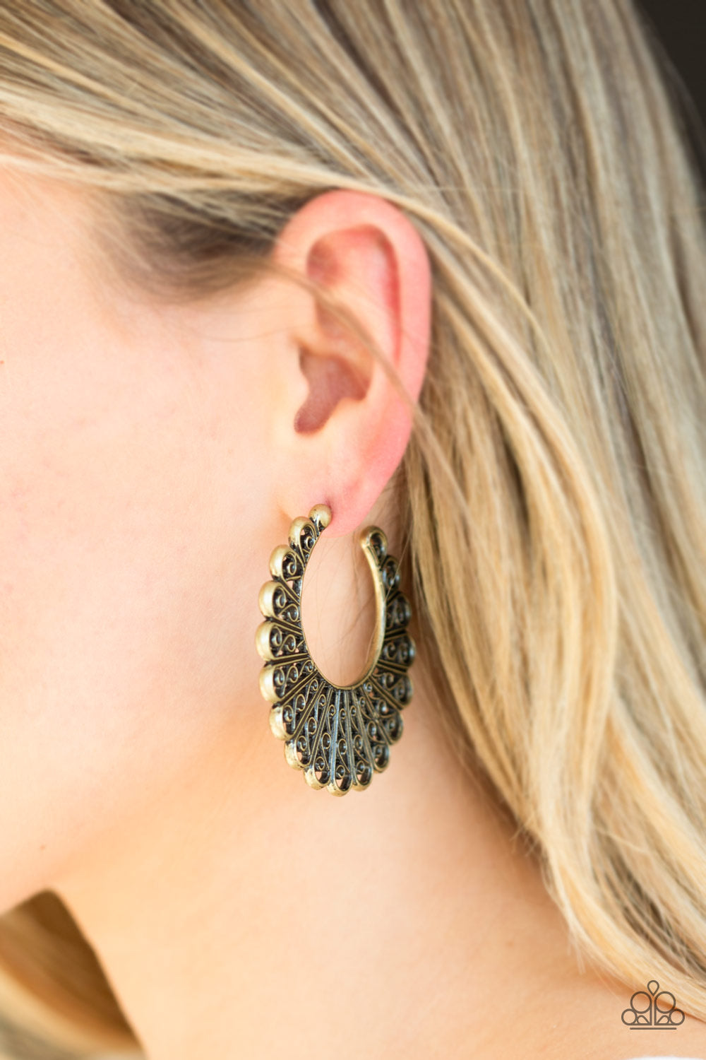 Paparazzi - Funky Flirt - Brass Earrings