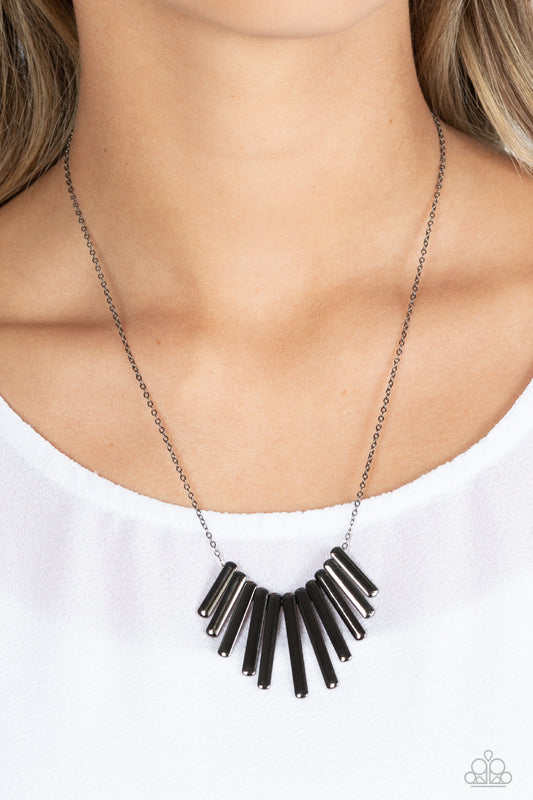 Paparazzi - Leading MANE - Black Necklace