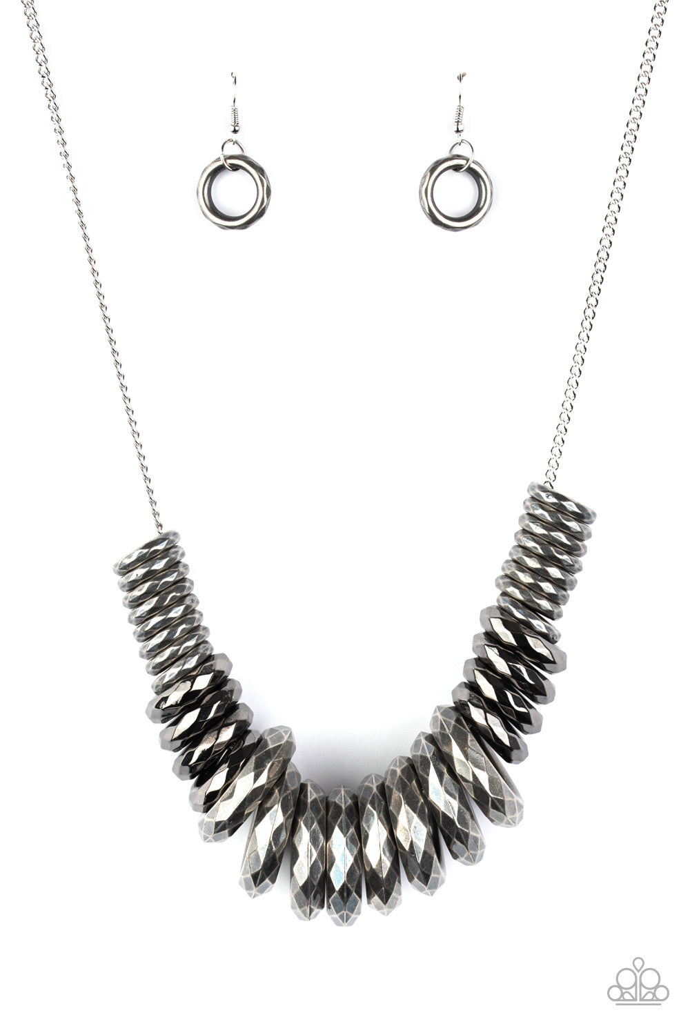 Paparazzi - Haute Hardware - Silver Necklace