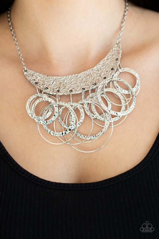 Paparazzi - Metro Eclipse - Silver Necklace