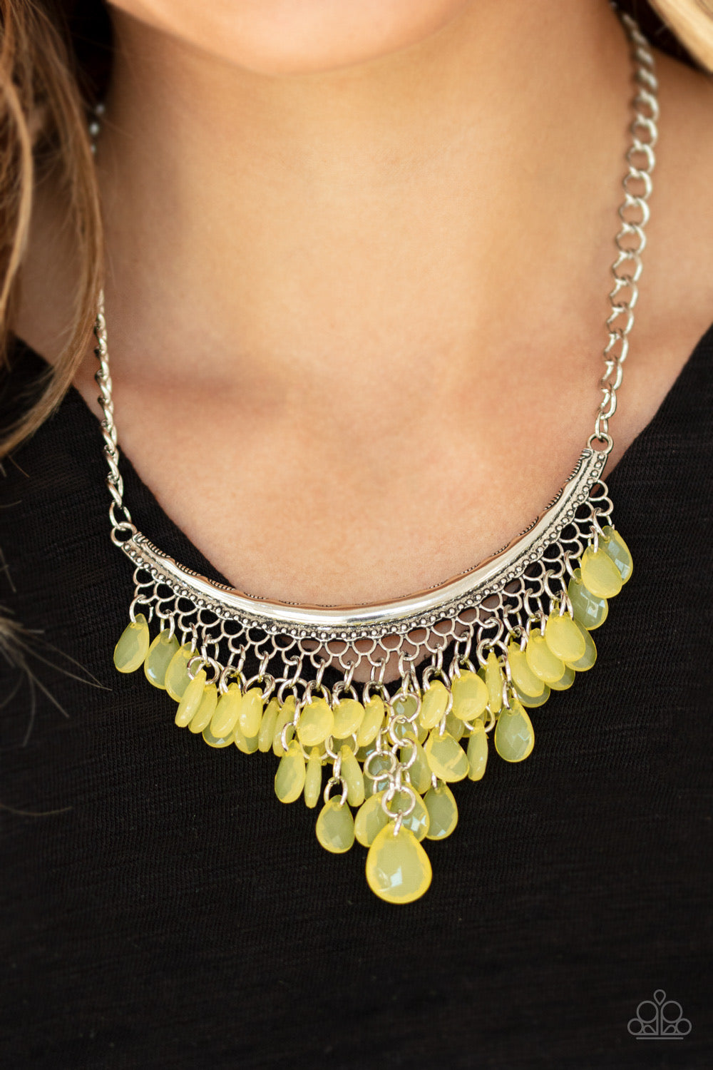 Paparazzi - Rio Rainfall - Yellow Necklace