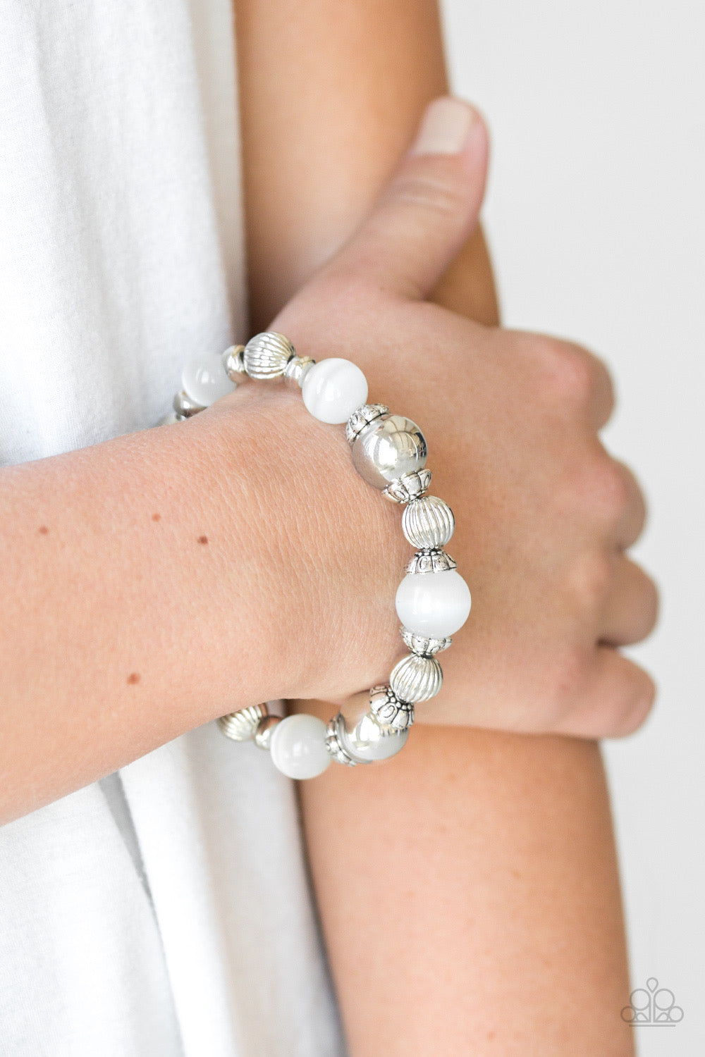 Paparazzi - Once Upon A MARITIME - White Bracelet