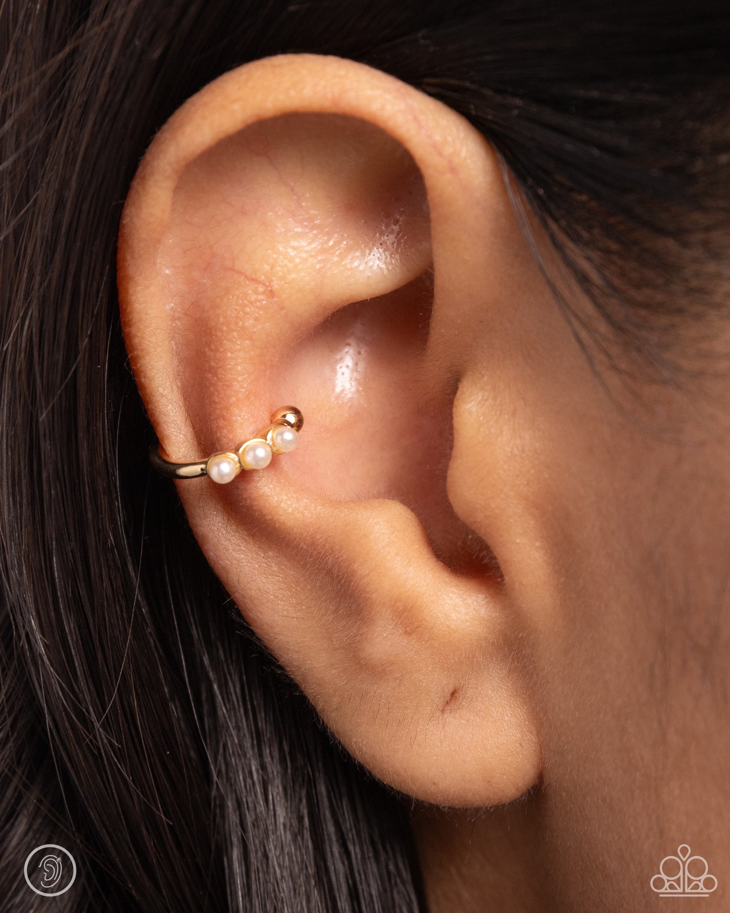 Paparazzi - Ballerina Backdrop - Gold Earring Cuff