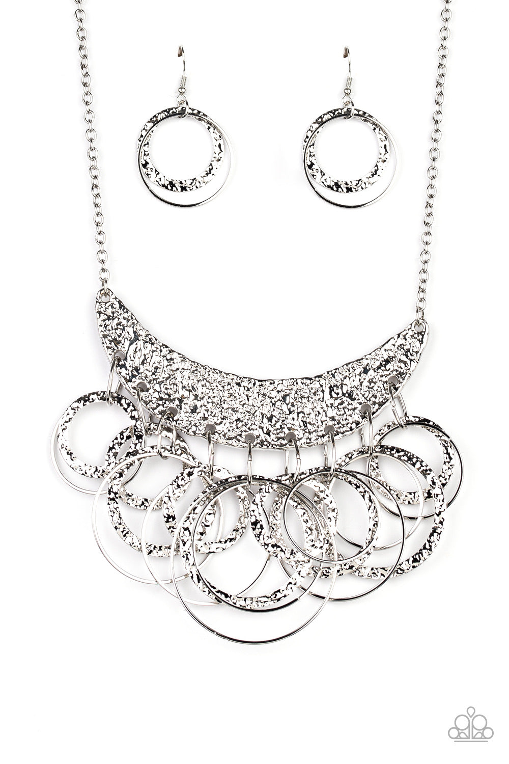 Paparazzi - Metro Eclipse - Silver Necklace