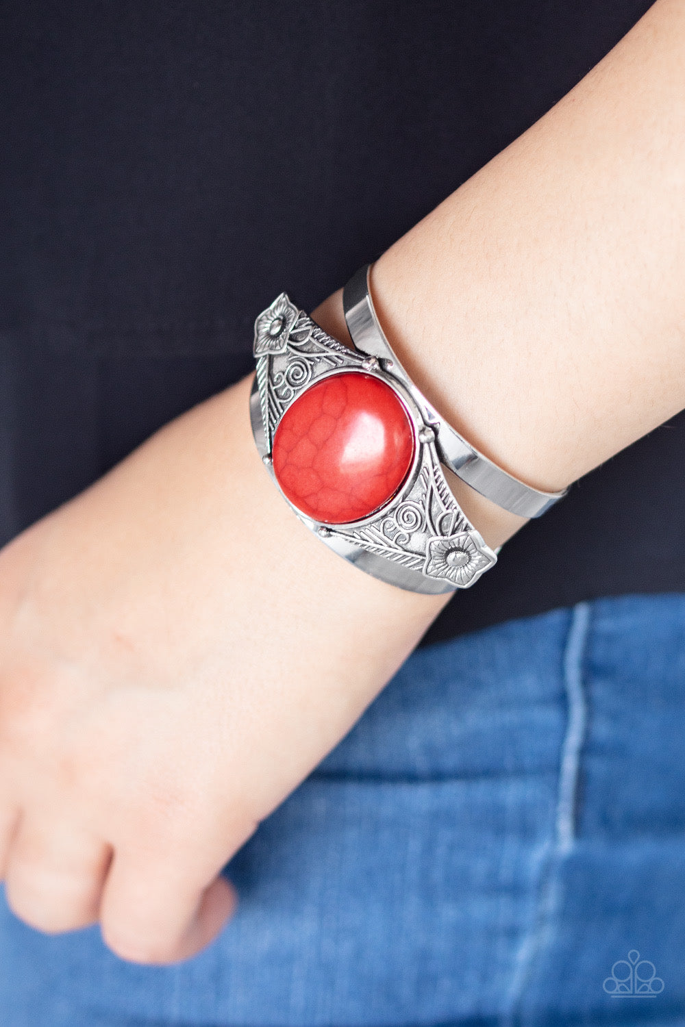 Paparazzi - Desert Nature - Red Bracelet