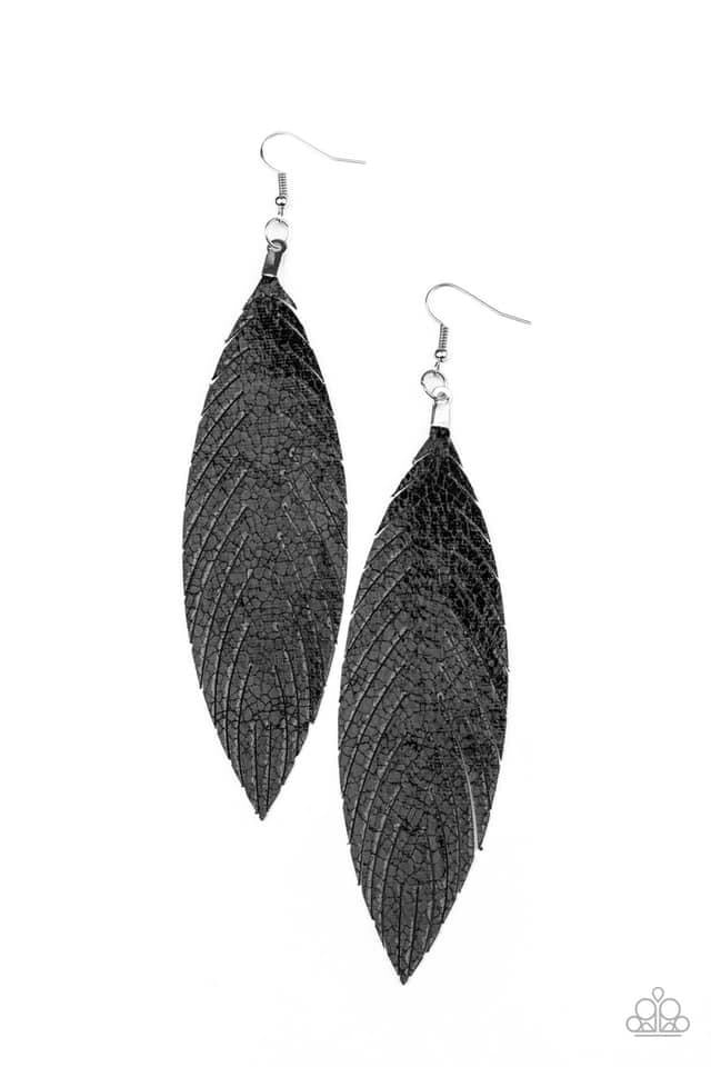 Paparazzi - FEATHER FANTASY Black Earrings