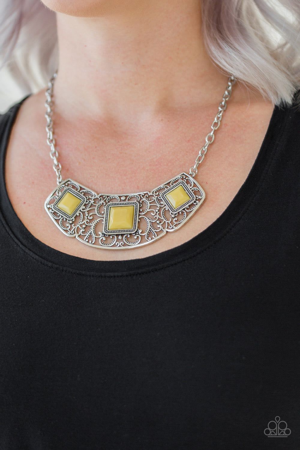 Paparazzi - Feeling Inde-PENDANT - Yellow Necklace