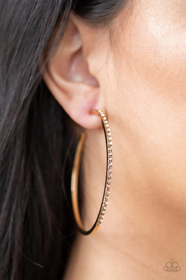 Paparazzi - Trending Twinkle Gold Hoop Earrings