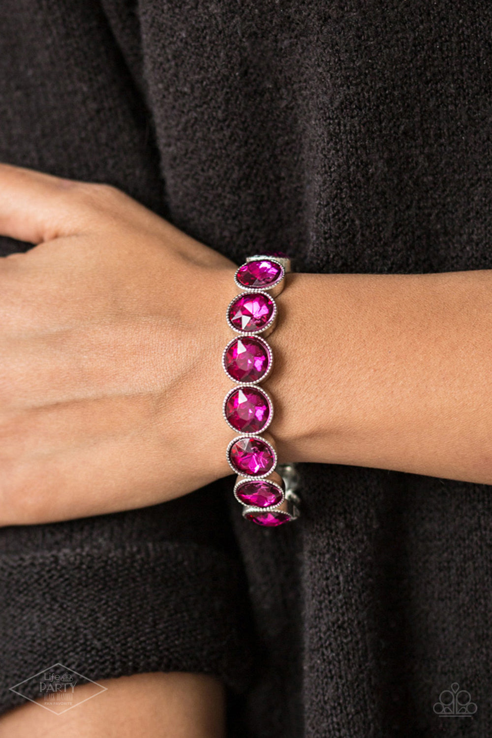 Paparazzi- Number One Knockout - Pink Bracelet