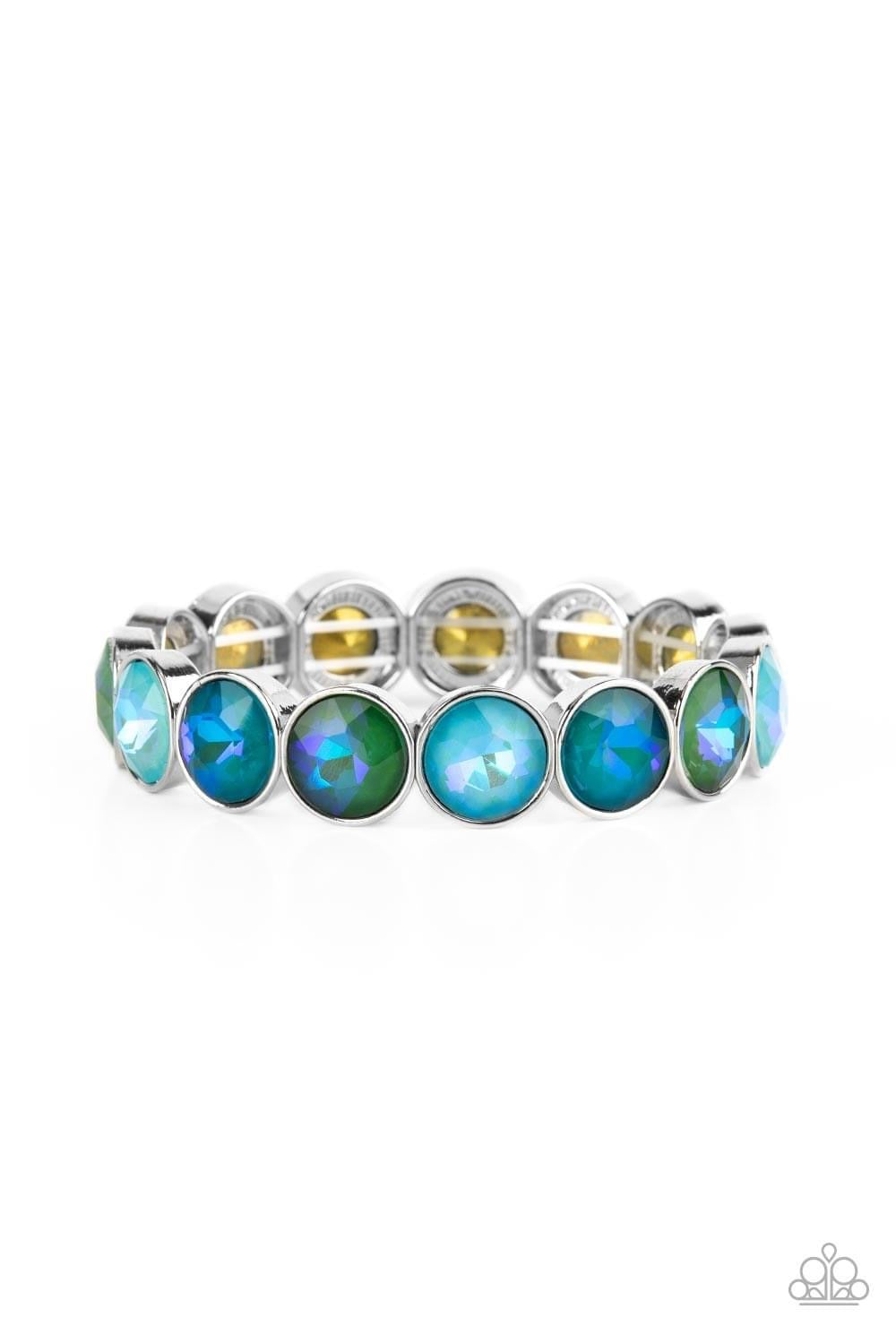 Paparazzi - Radiant on Repeat - Green Stretchy Bracelet