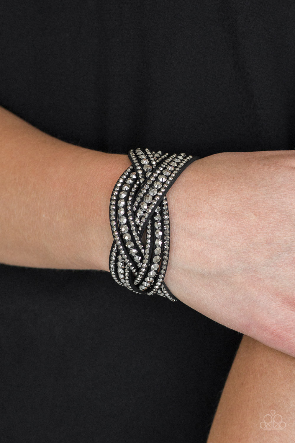 Paparazzi - Bring On The Bling - Black Urban Bracelet