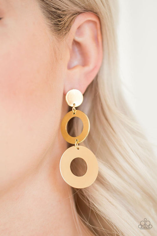 Paparazzi - Pop Idol - Gold Post Earrings