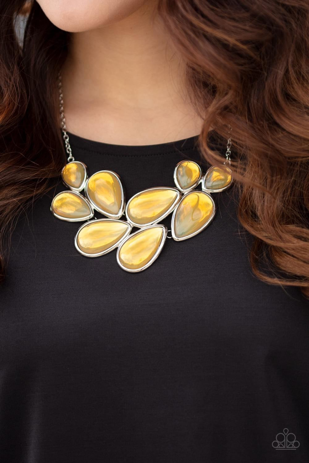 Paparazzi - Iridescently Iridescent Yellow Necklace