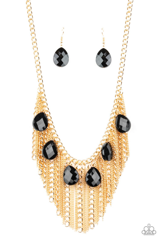 Paparazzi - Vixen Conviction - Gold Necklace