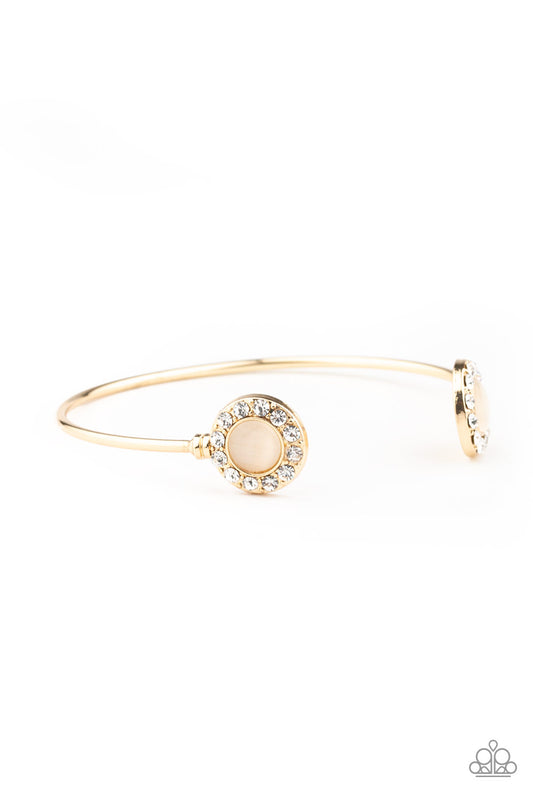 Paparazzi - Instant Illumination - Gold Bracelet