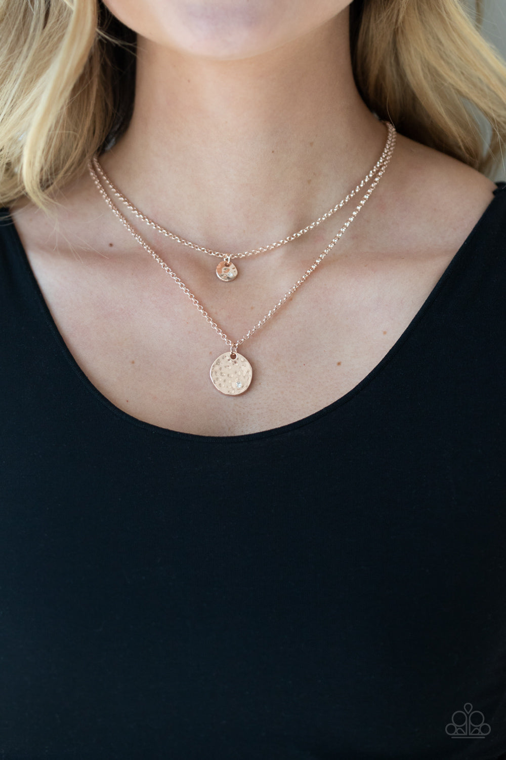 Paparazzi- Modern Minimalist - Rose Gold Necklace