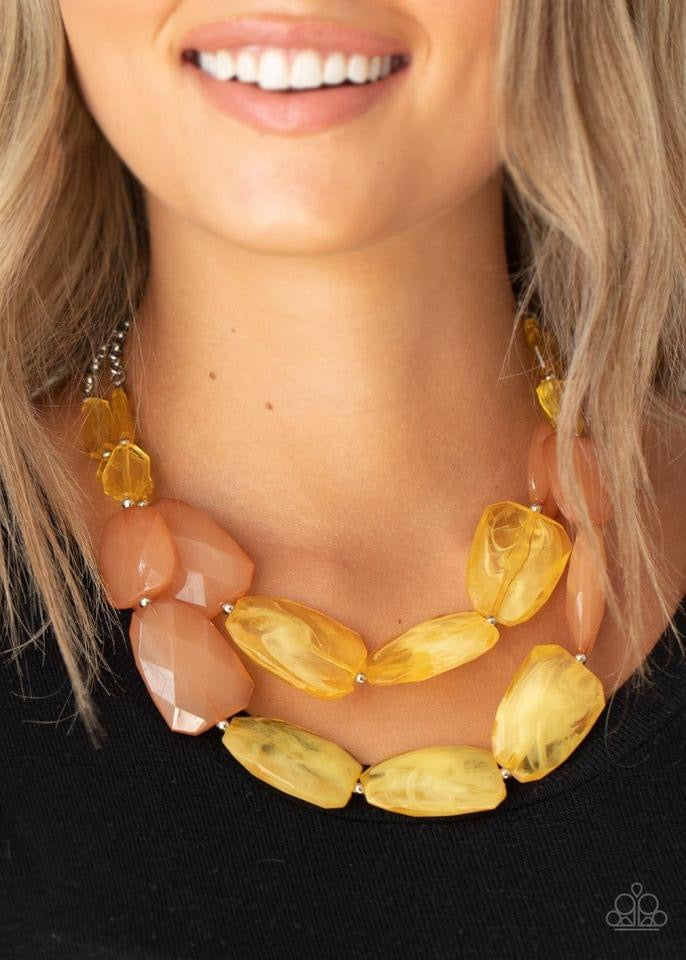 Paparazzi - GIVE ME CHILLS YELLOW NECKLACE