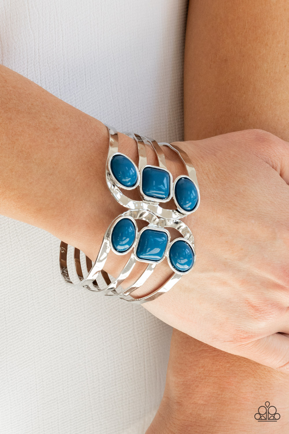 Paparazzi - Mystified - Blue Bracelet