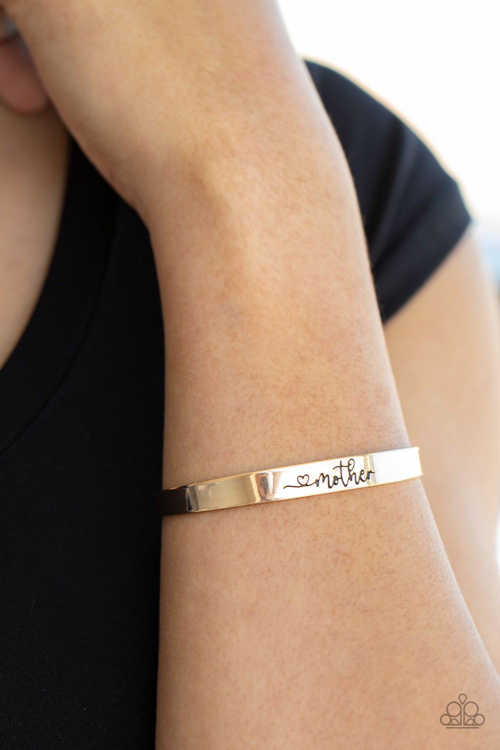 Paparazzi- Sweetly Named - Gold Bracelet