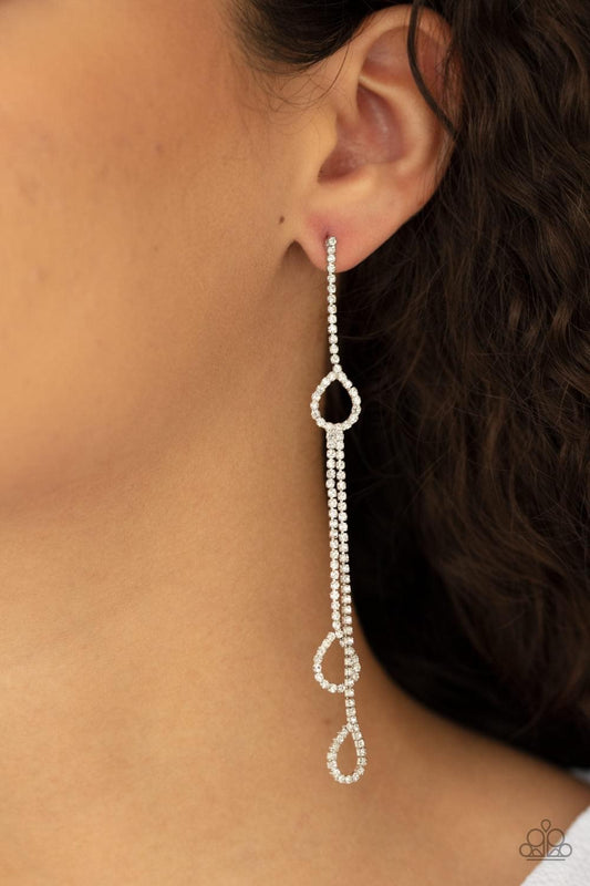 Paparazzi - Chance of REIGN - White Post Earrings