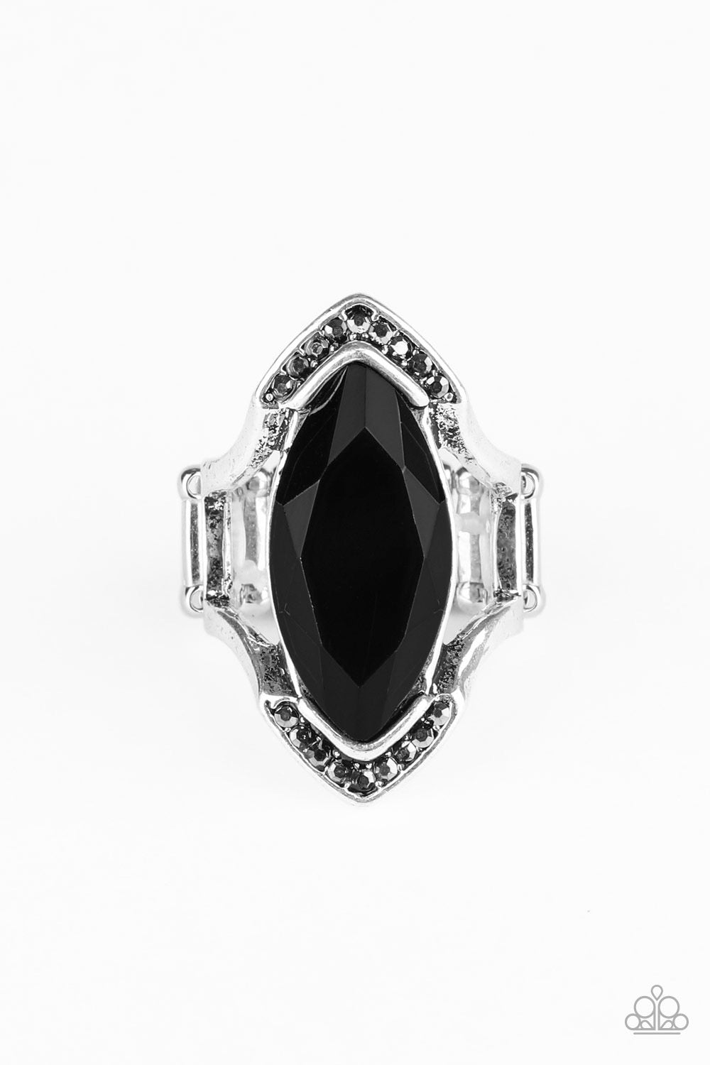 Paparazzi - Leading Luster - Black Ring