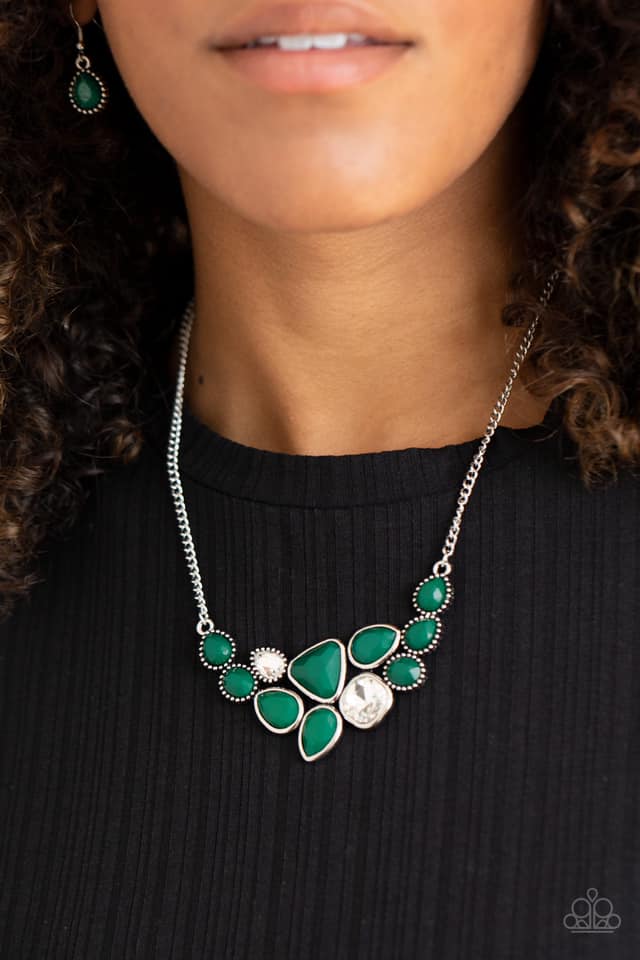 Paparazzi - Breathtaking Brilliance Green Necklace