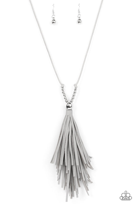 Paparazzi - A Clean Sweep - Silver Necklace