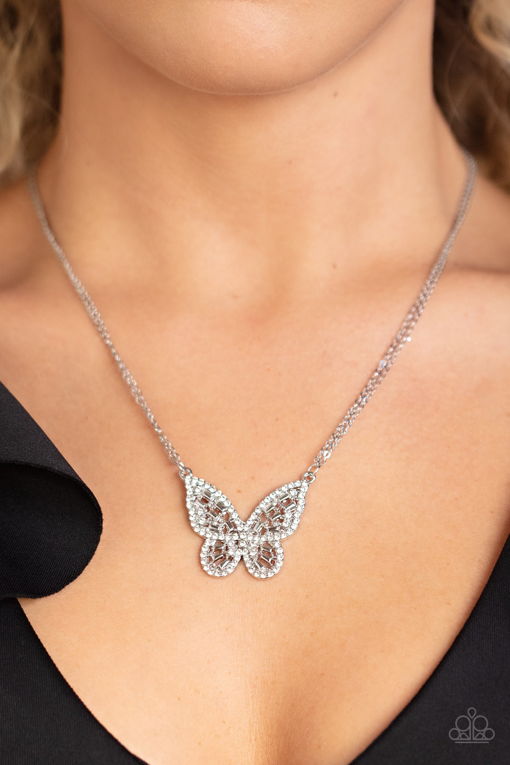 Paparazzi- Baroque Butterfly - White Necklace and Butterfly Bella White Bracelet Set