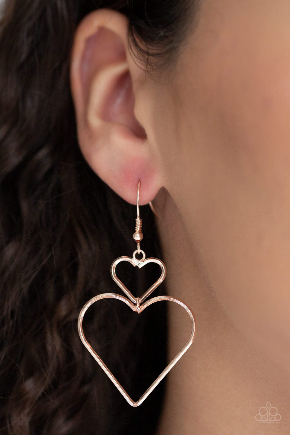 Paparazzi - Heartbeat Harmony - Rose Gold Earrings