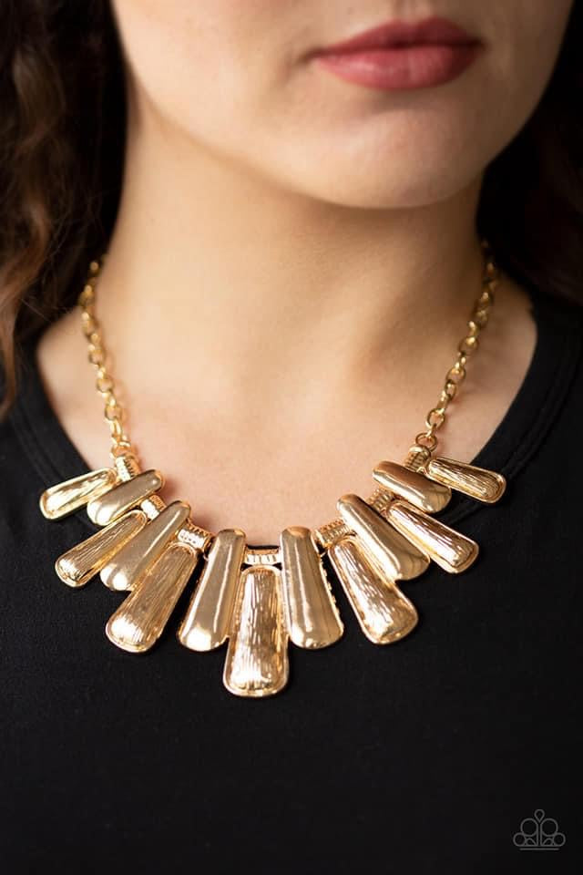 Paparazzi- MANE Up - Gold Necklace