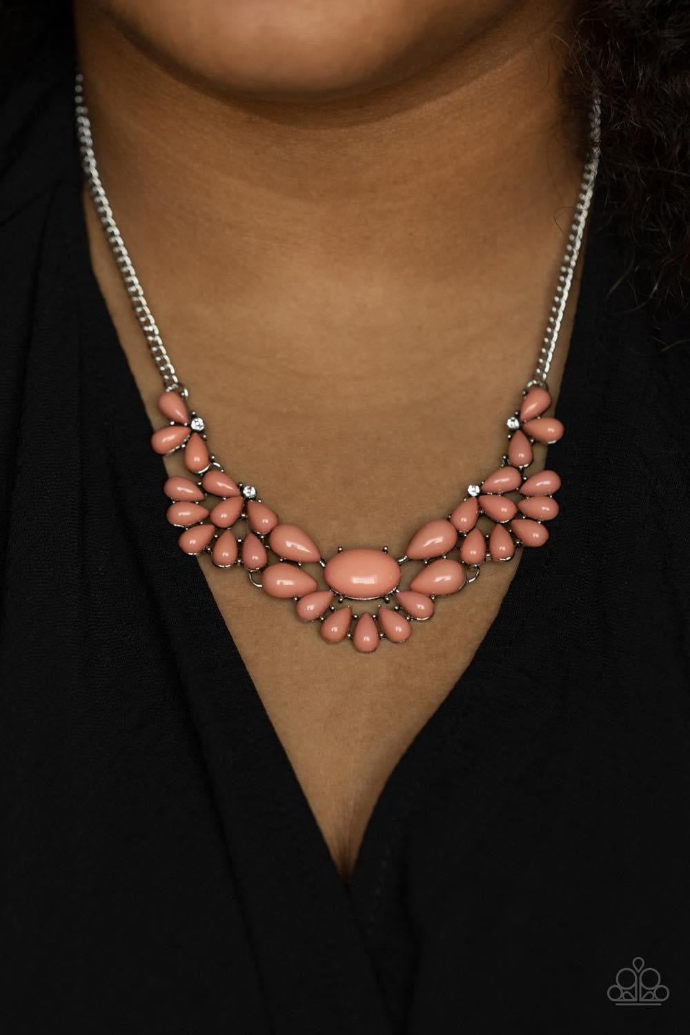 Paparazzi - Secret GARDENISTA - Pink Necklace