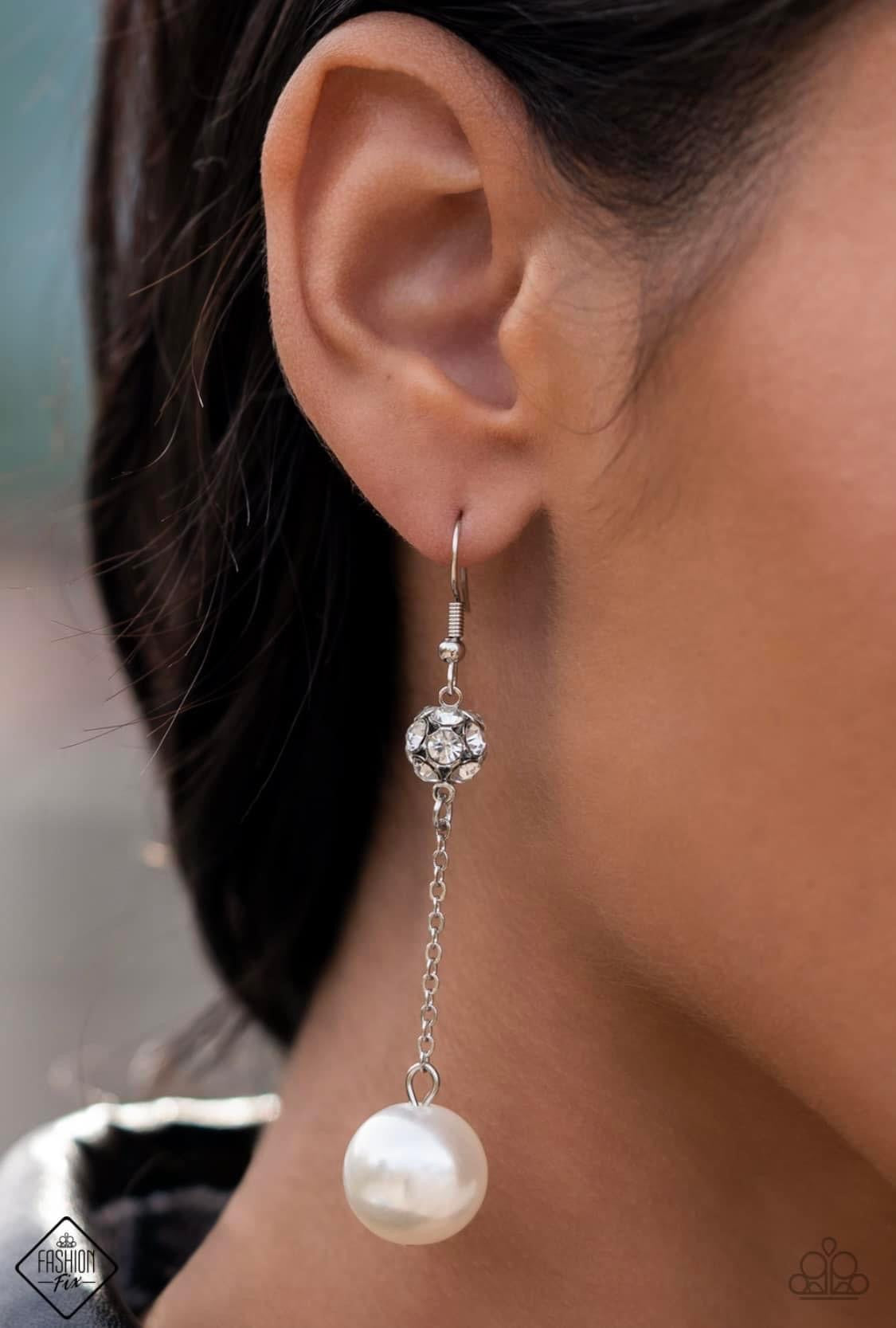 Paparazzi - Sail Away With Me White Necklace And Nautical Nostalgia - White Earrings