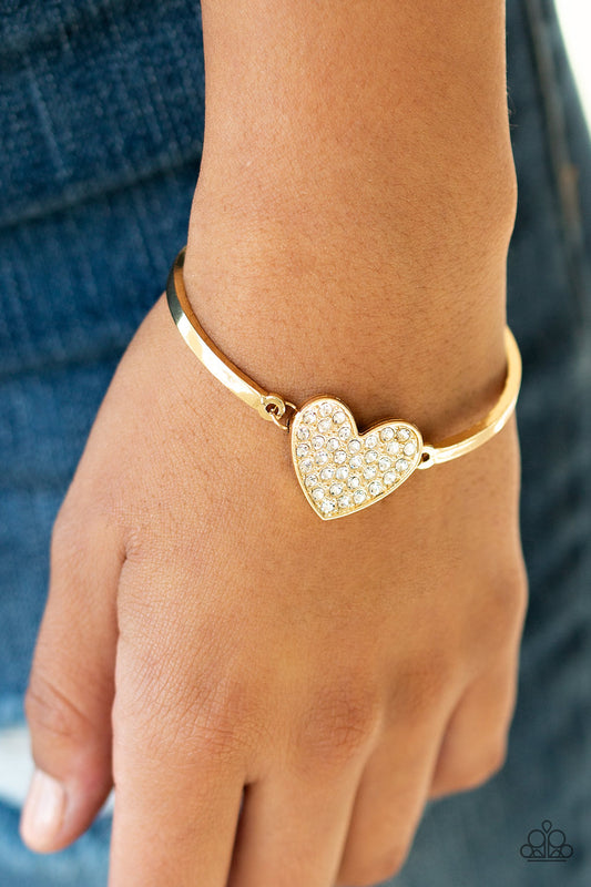 Paparazzi - Heart-Stopping Shimmer - Gold Bracelet