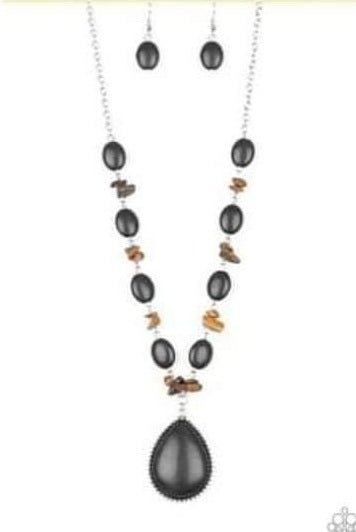 Paparazzi- Desert Diva Black Necklace