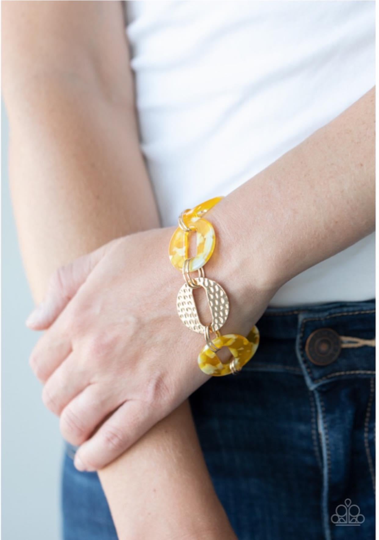 Paparazzi - Retro Recharge Yellow Bracelet