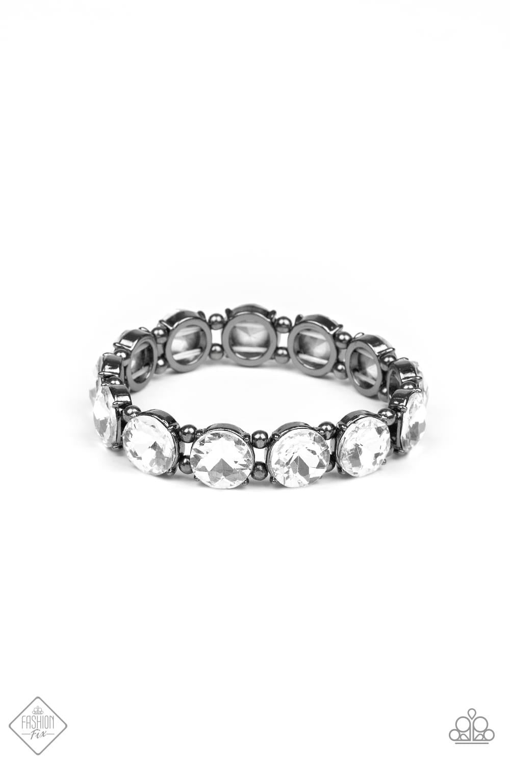 Paparazzi - Glitzy Glamorous - Black Bracelet