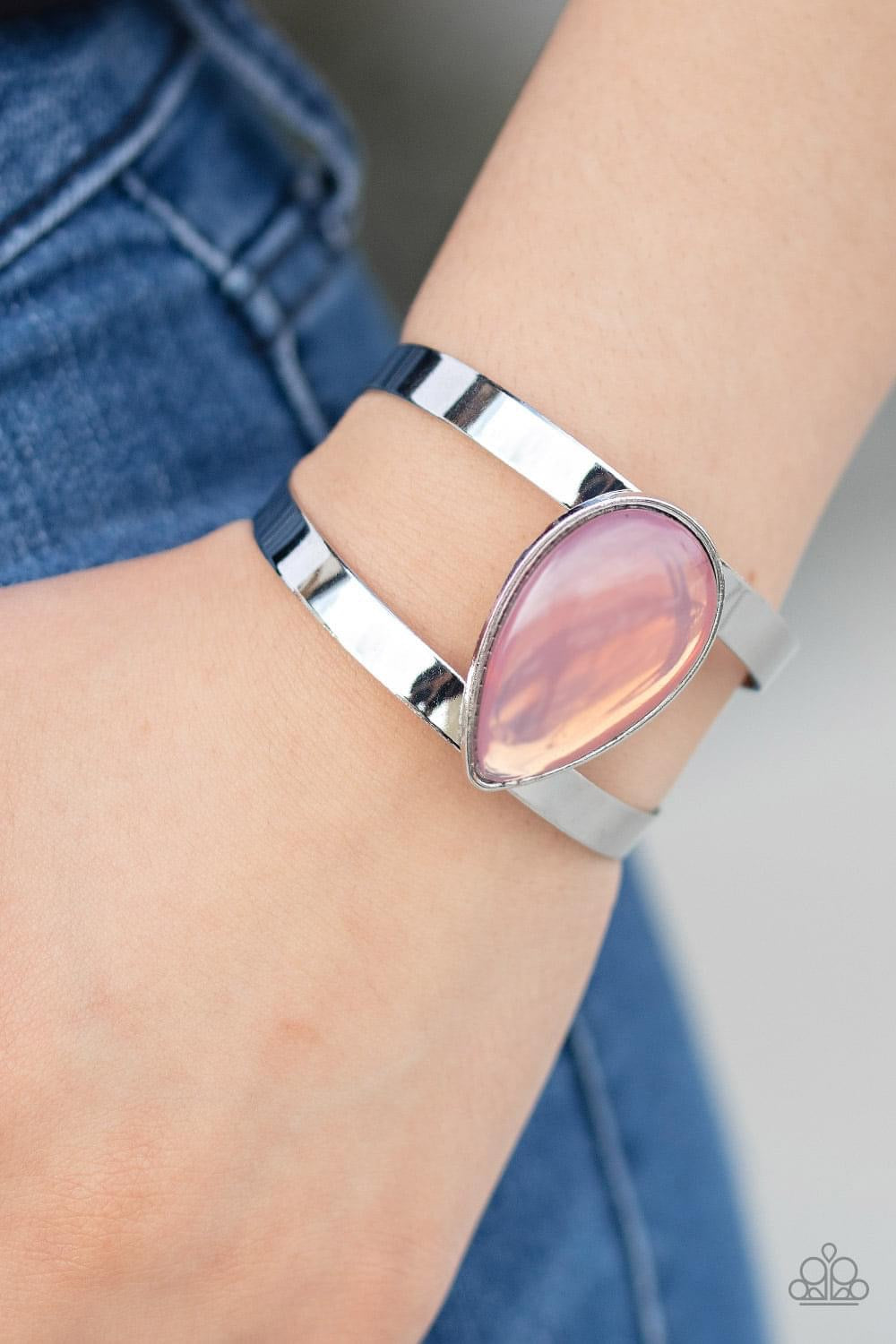 Paparazzi - Optimal Opalescence - Pink Bracelet