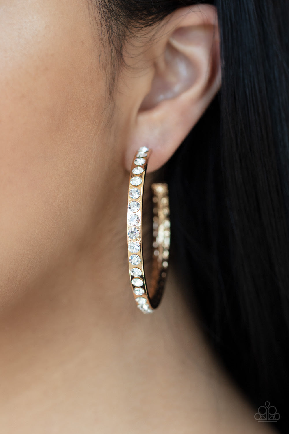 Paparazzi- Global Gleam - Gold Hoop Earrings